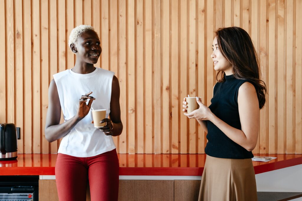 2 women